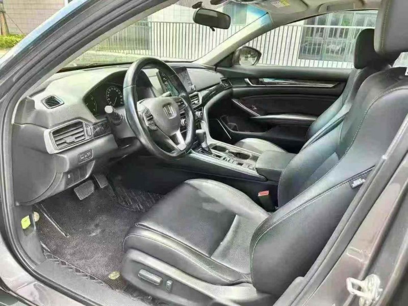 佛山20年本田雅阁6