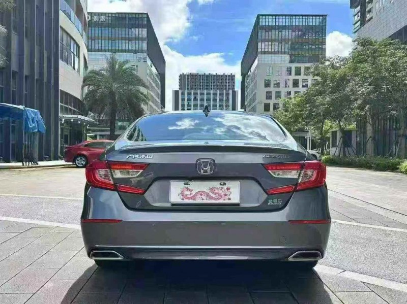佛山20年本田雅阁9