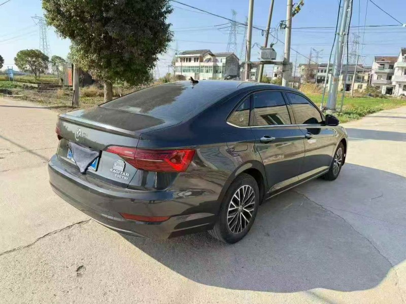 苏州21年大众速腾8