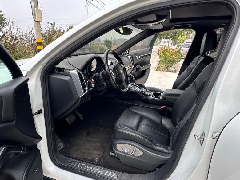 徐州13年保时捷卡宴5