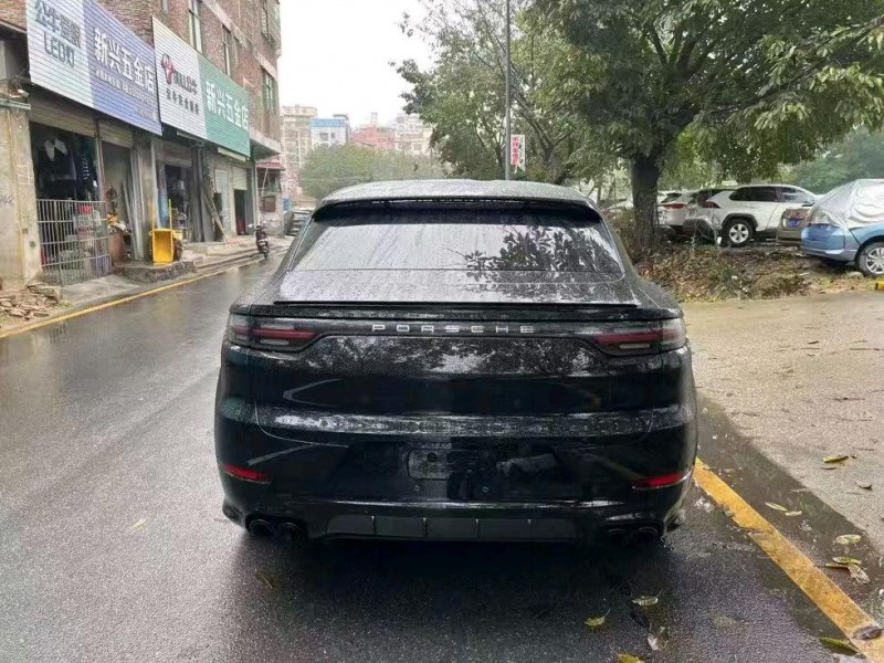 广州20年保时捷卡宴6