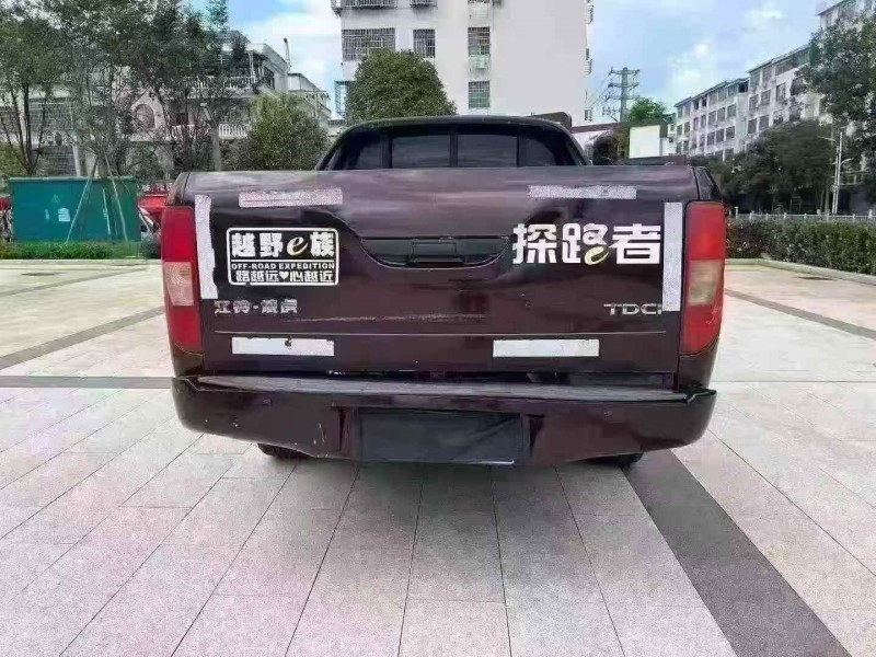 九江18年江铃域虎7