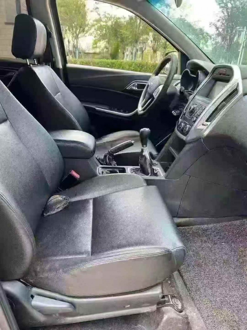 九江18年江铃域虎8