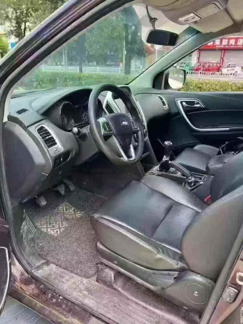 九江18年江铃域虎9