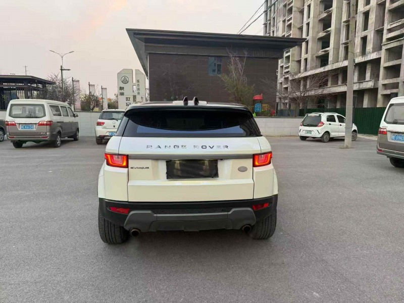 洛阳17年路虎极光9