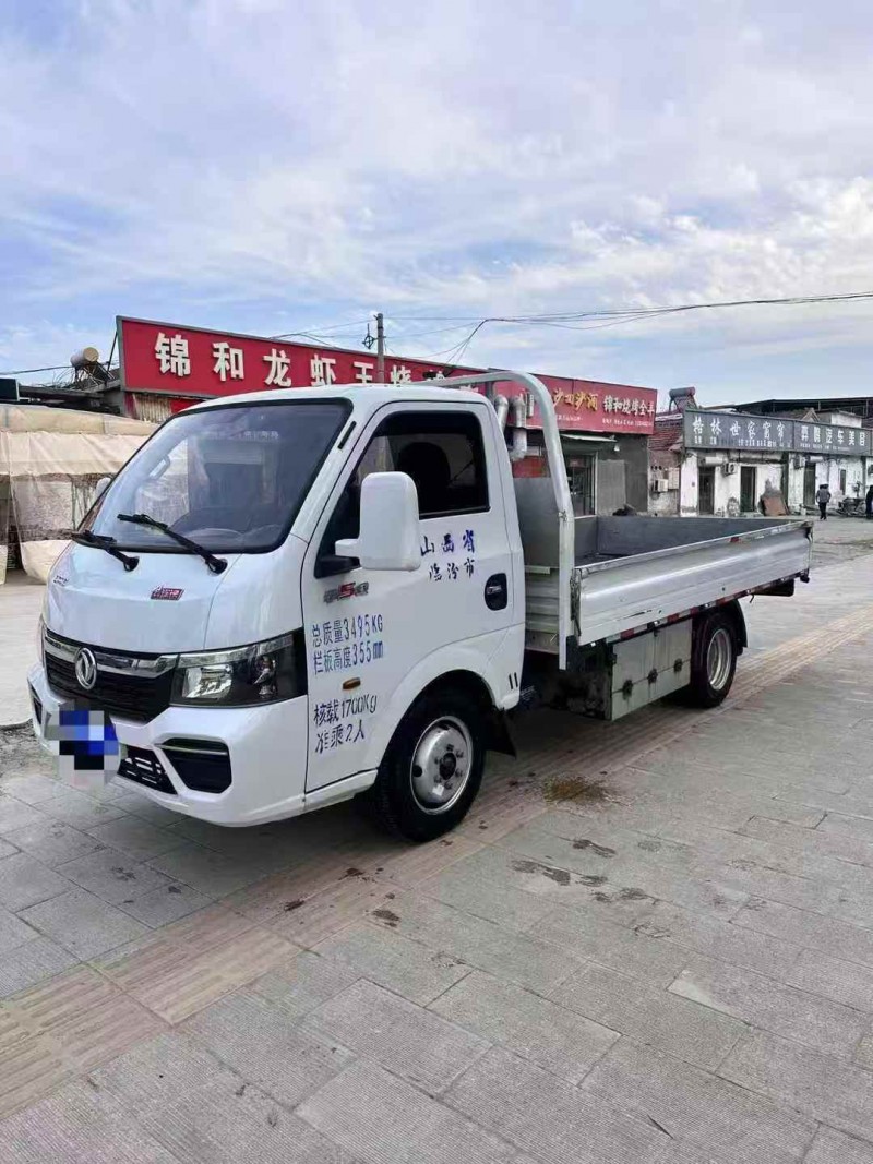 枣庄23年东风途逸3