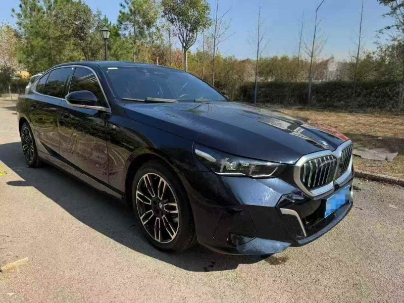 宜昌24年宝马5系2