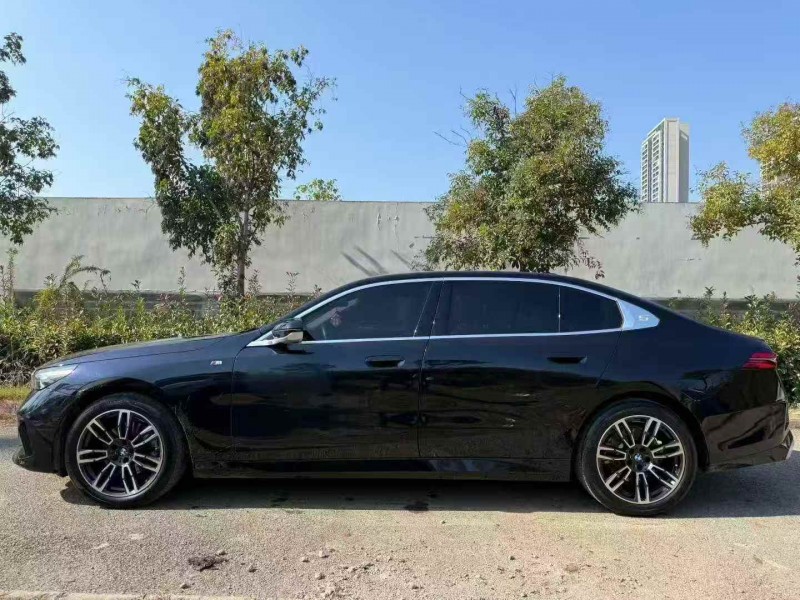 宜昌24年宝马5系7