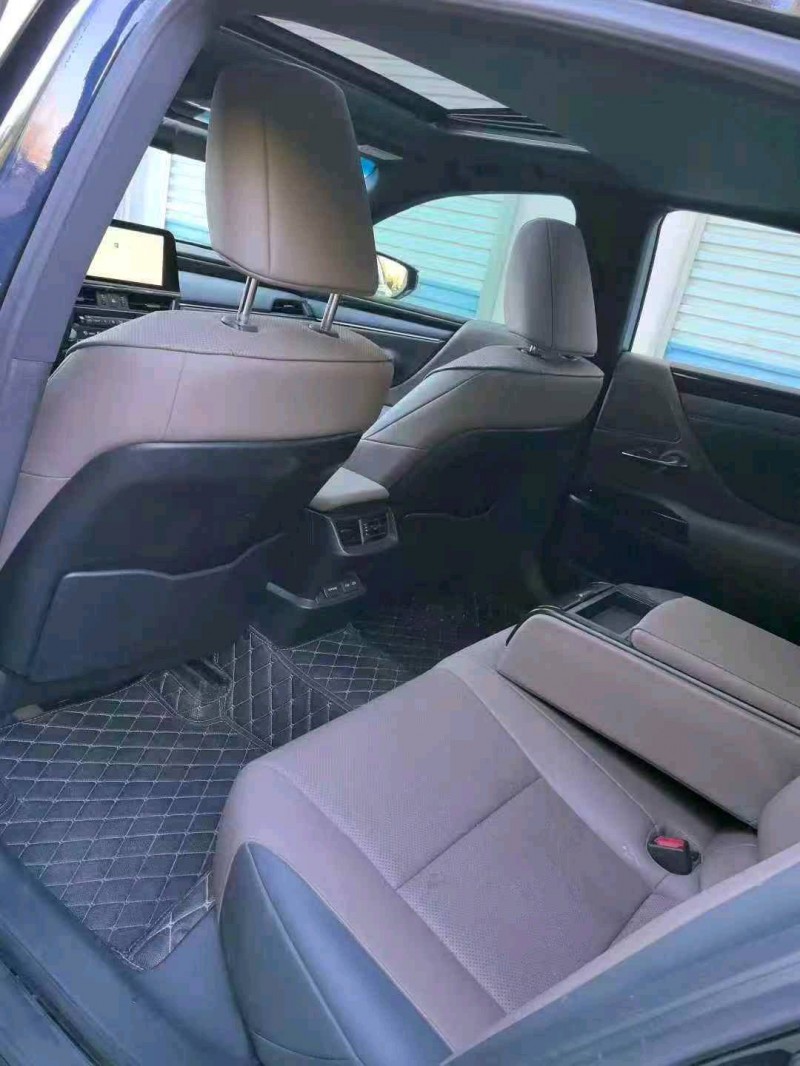 枣庄22年雷克萨斯ES6