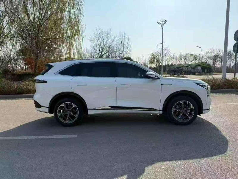 淄博24年长安汽车CS757