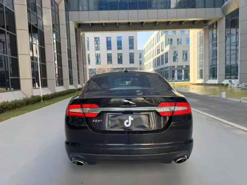 常州15年捷豹XF8