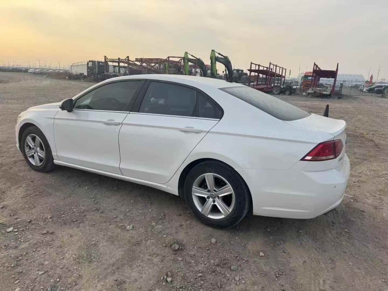 乌鲁木齐16年大众凌渡4