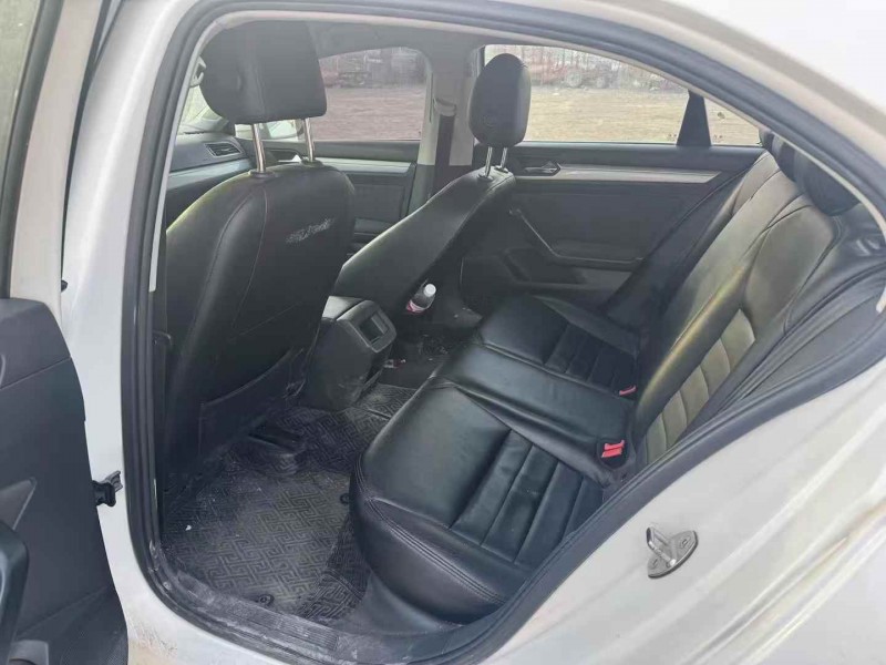 乌鲁木齐16年大众凌渡8