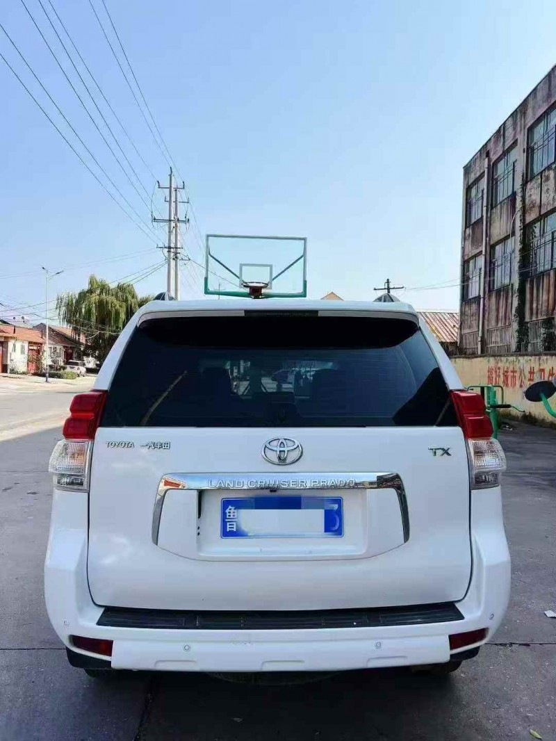 烟台10年丰田普拉多9