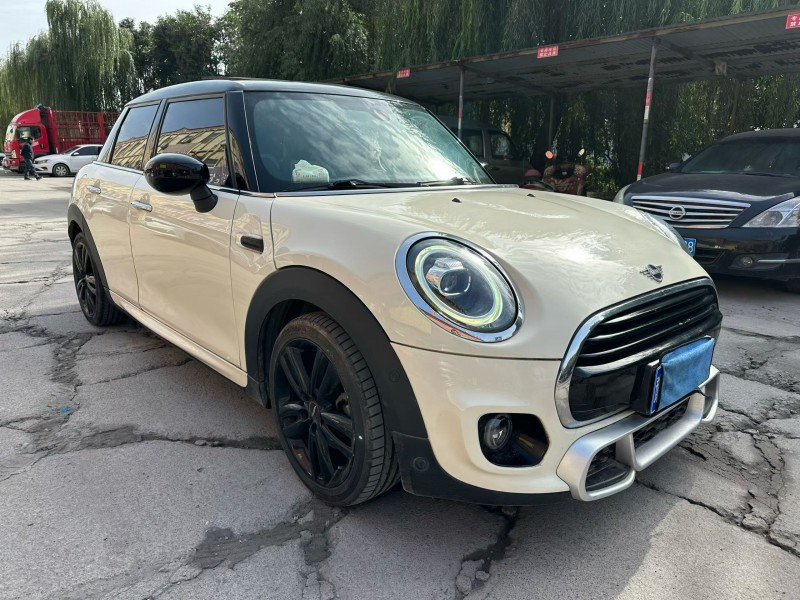 焦作21年宝马迷你6