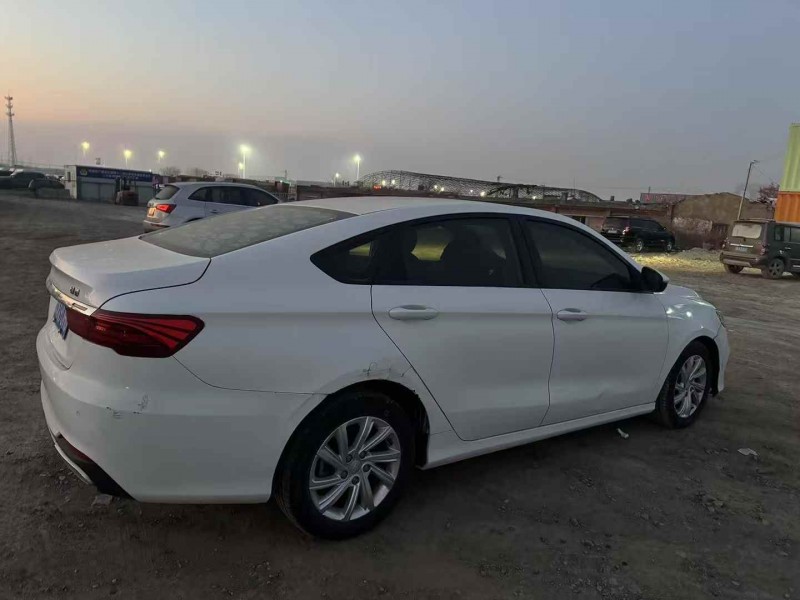 乌鲁木齐20年吉利缤瑞4