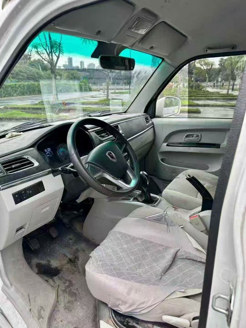 佛山23年华晨海狮6