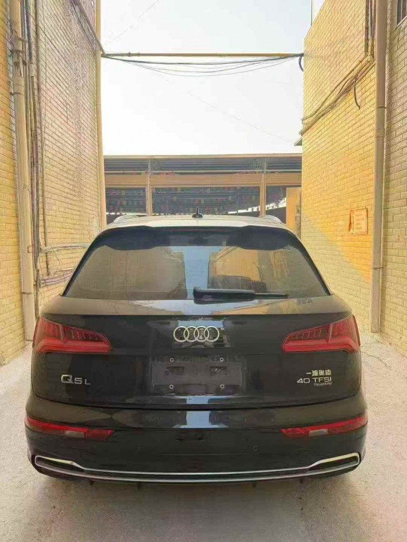 汕头21年奥迪Q58
