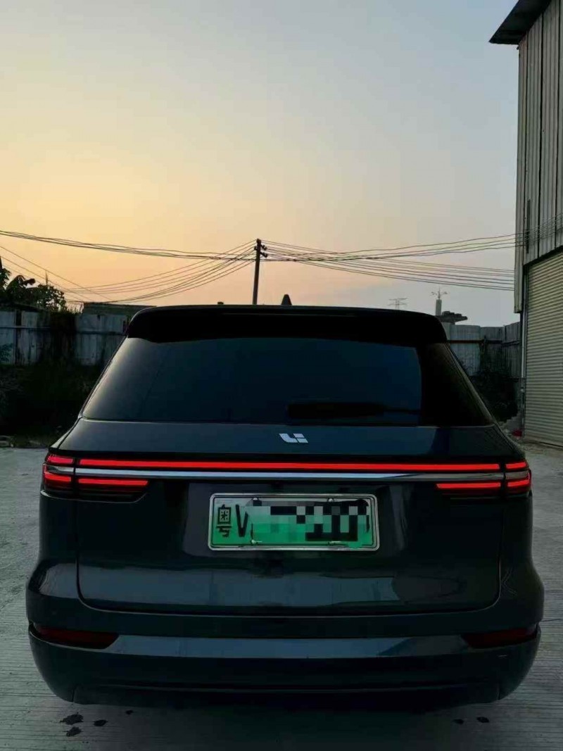 江门22年理想理想ONE8