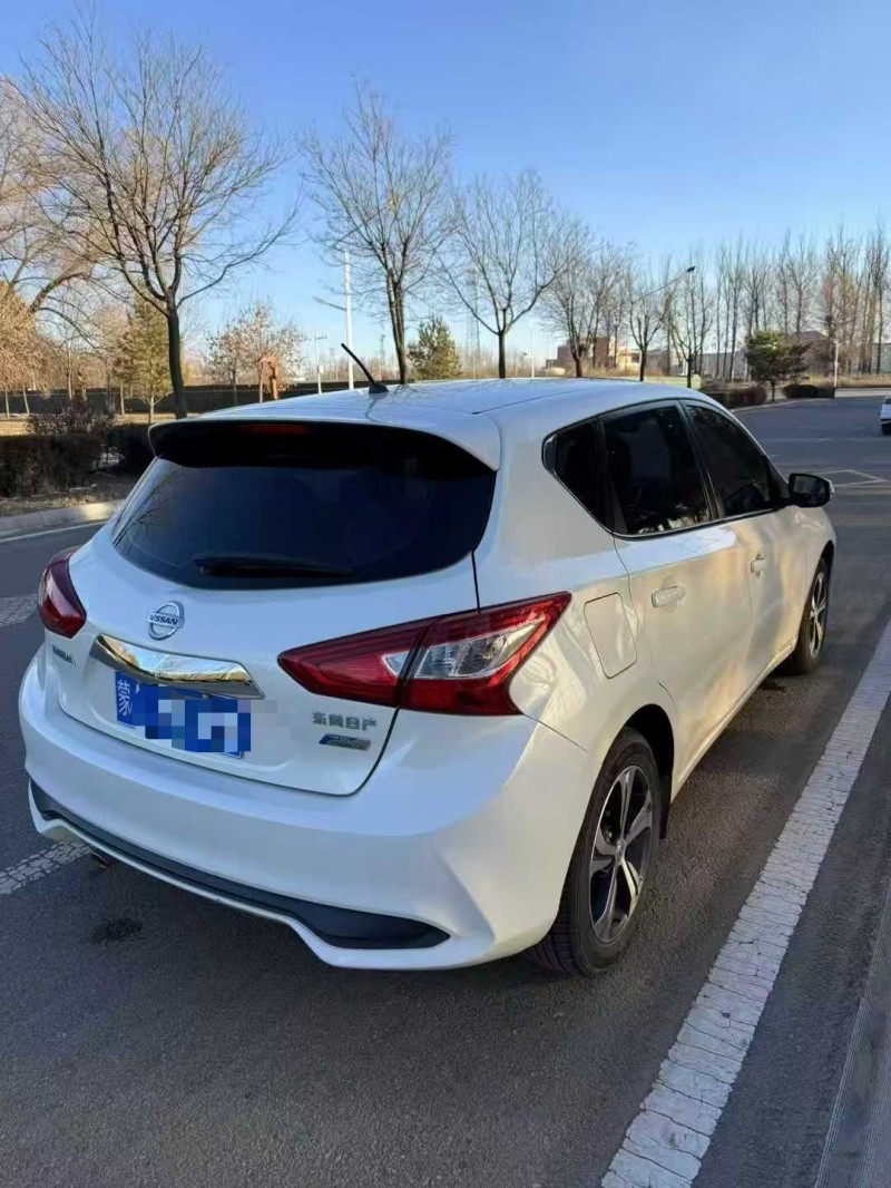 呼和浩特18年日产骐达7