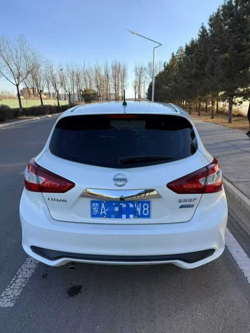 呼和浩特18年日产骐达9