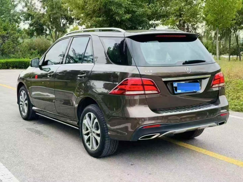 淄博18年奔驰GLE8