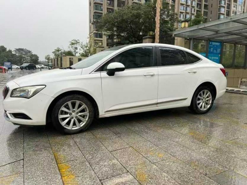 南昌16年别克威朗3