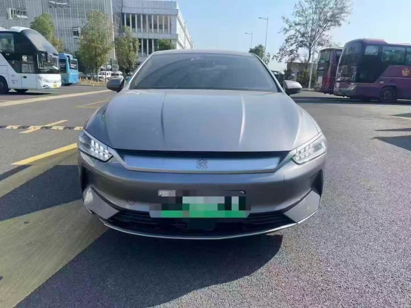 厦门24年比亚迪秦1