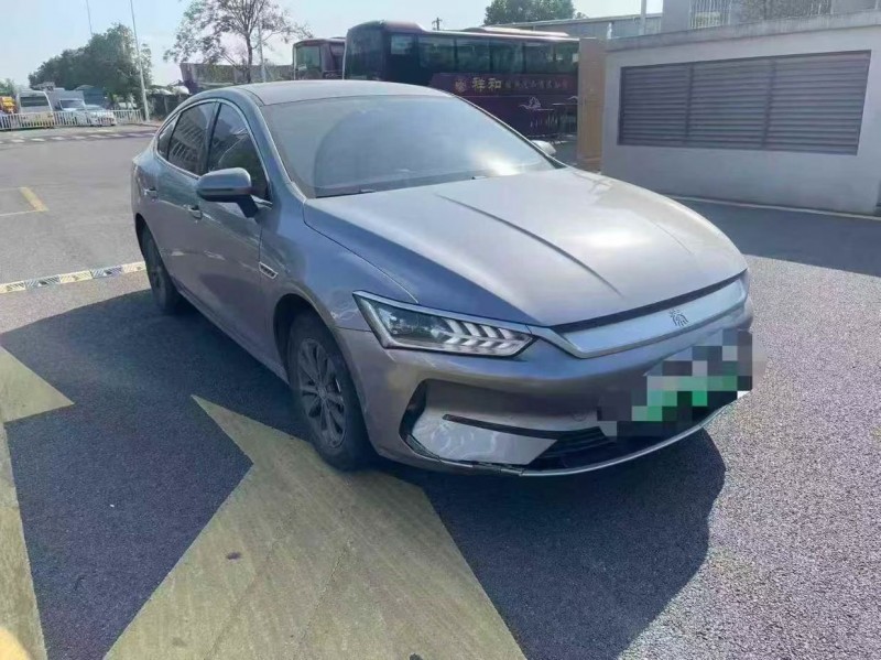 厦门24年比亚迪秦3
