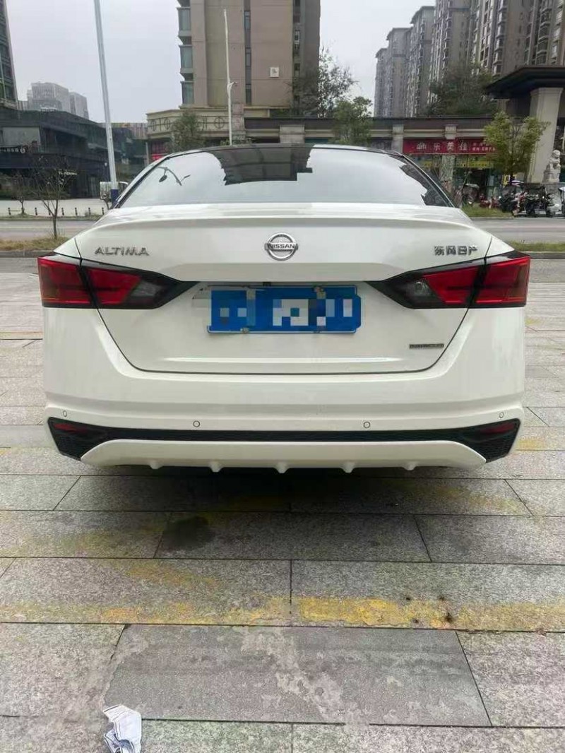 上饶19年日产天籁2