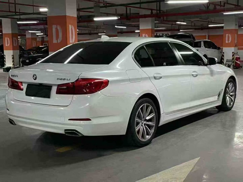 娄底18年宝马5系5