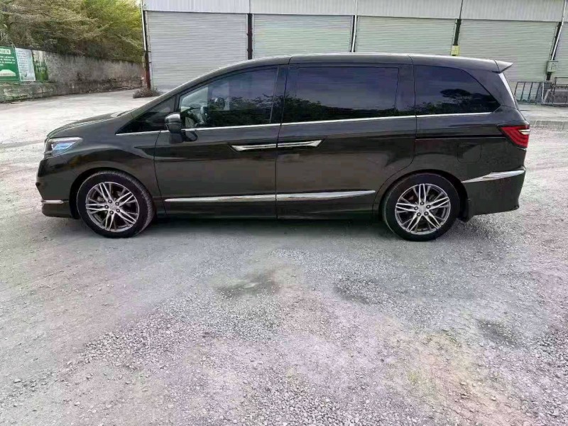 深圳19年本田艾力绅6