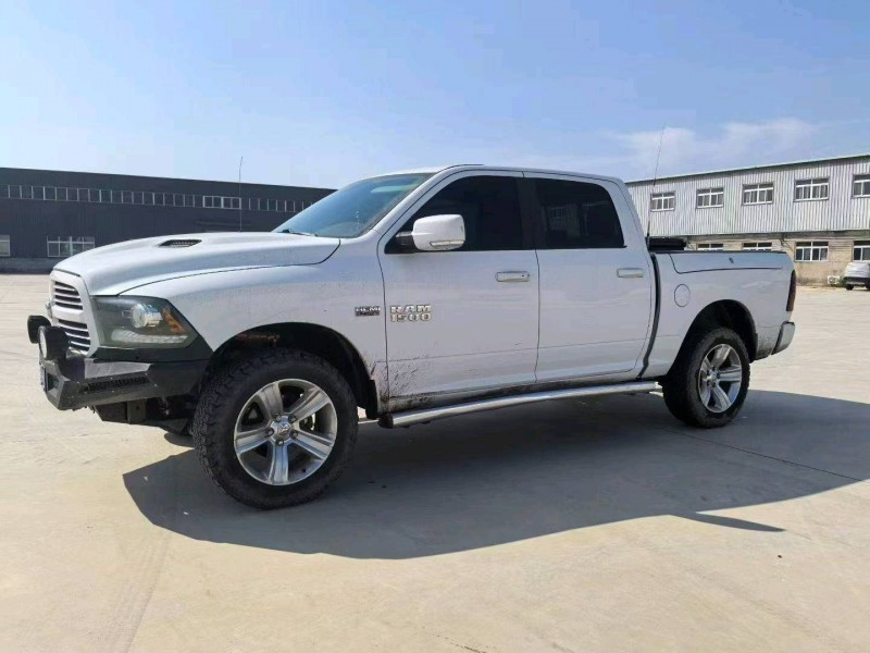 天津16年道奇公羊3