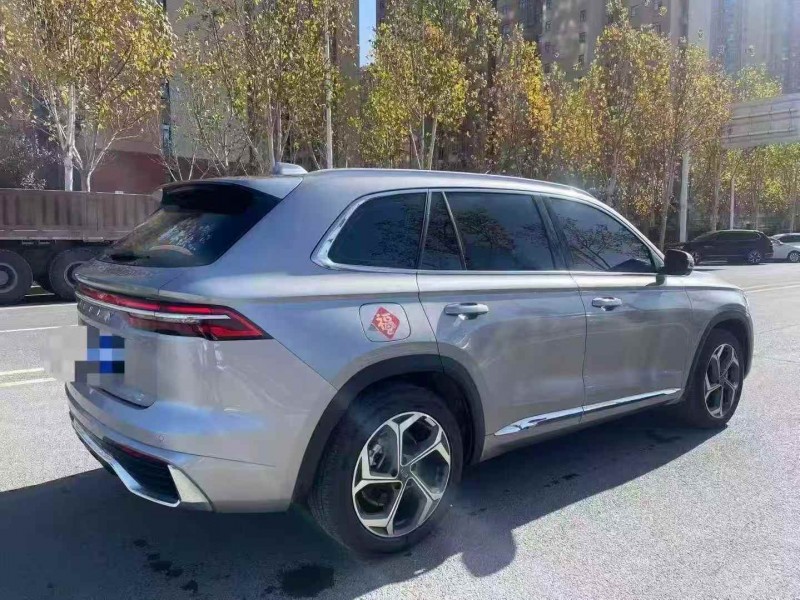 新乡24年吉利星越8