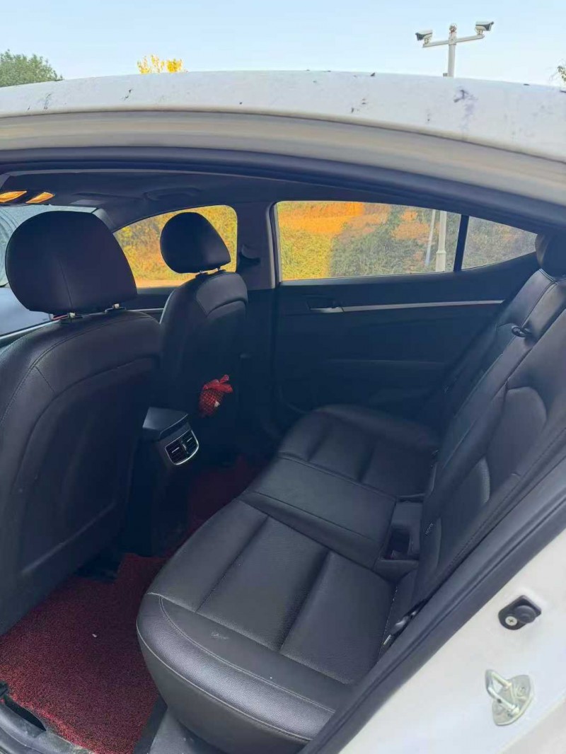 南昌19年现代领动5