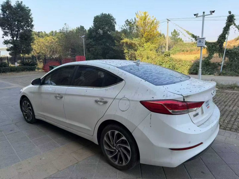 南昌19年现代领动8