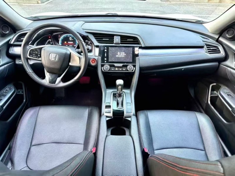 厦门17年本田思域7