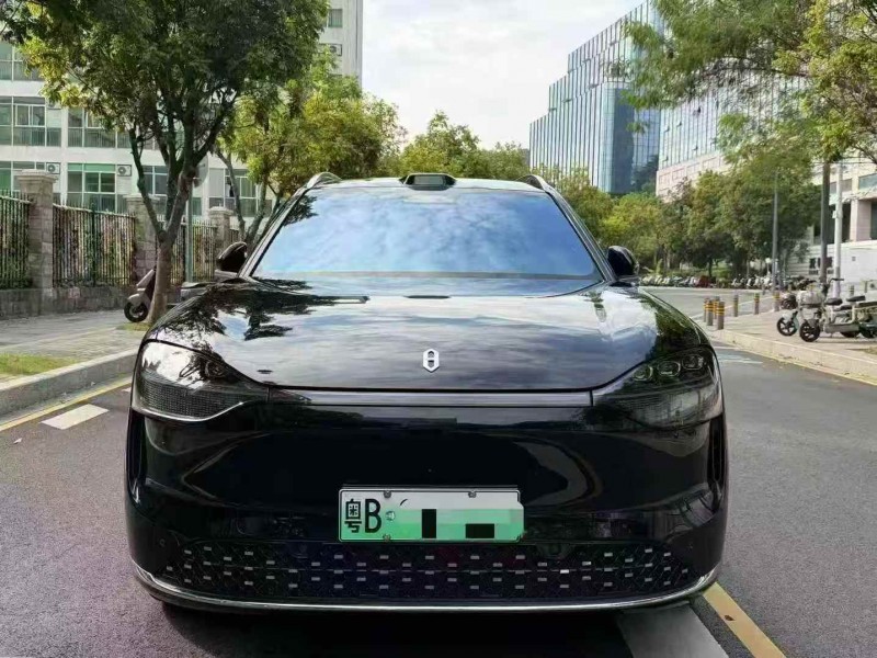 深圳25年华为智选问界1