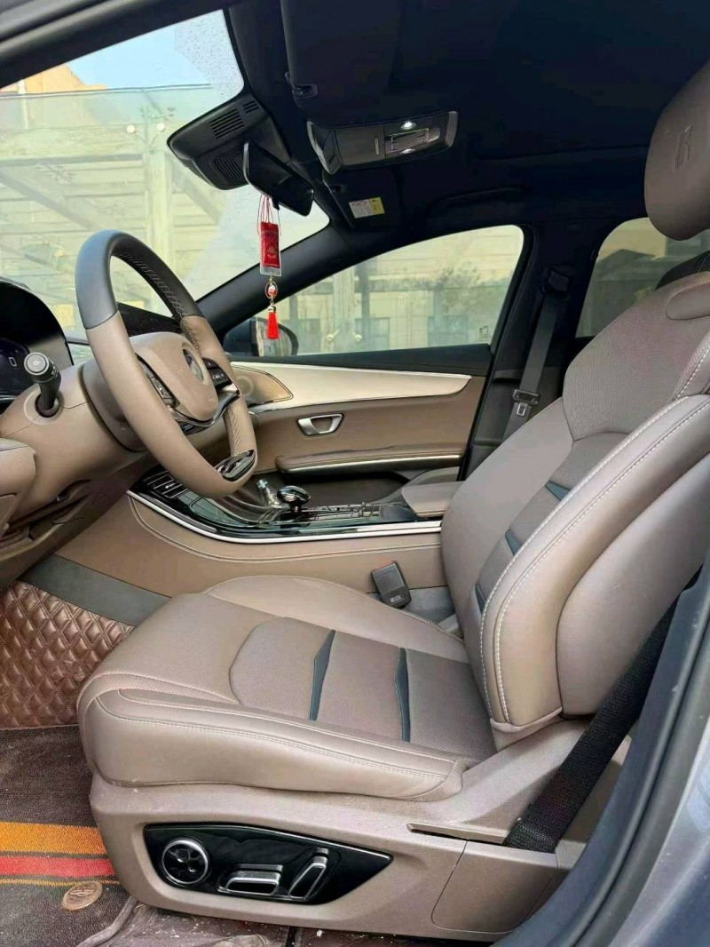 景德镇23年比亚迪汉5