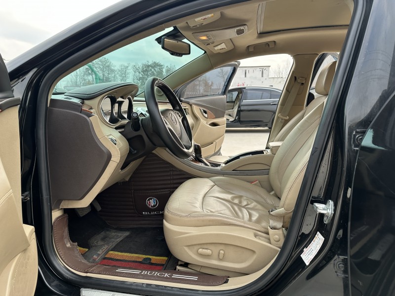 徐州13年别克君越3