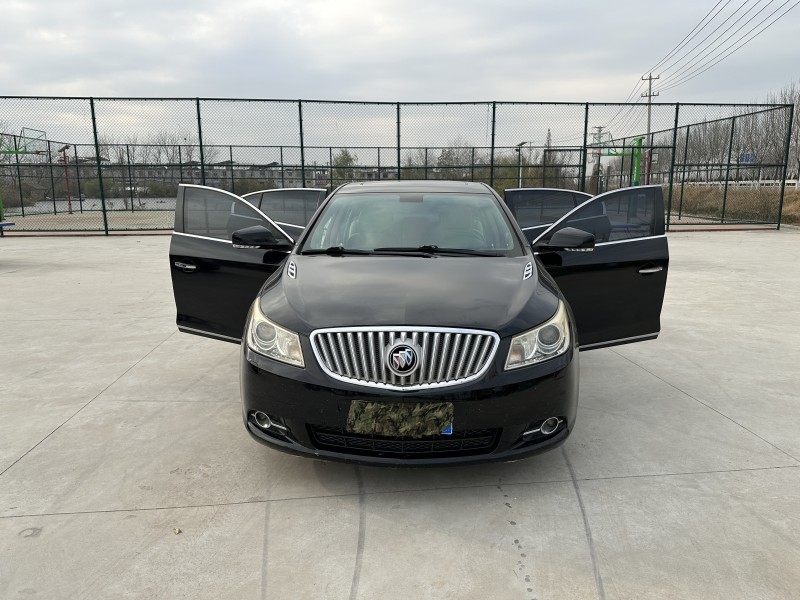 徐州13年别克君越7