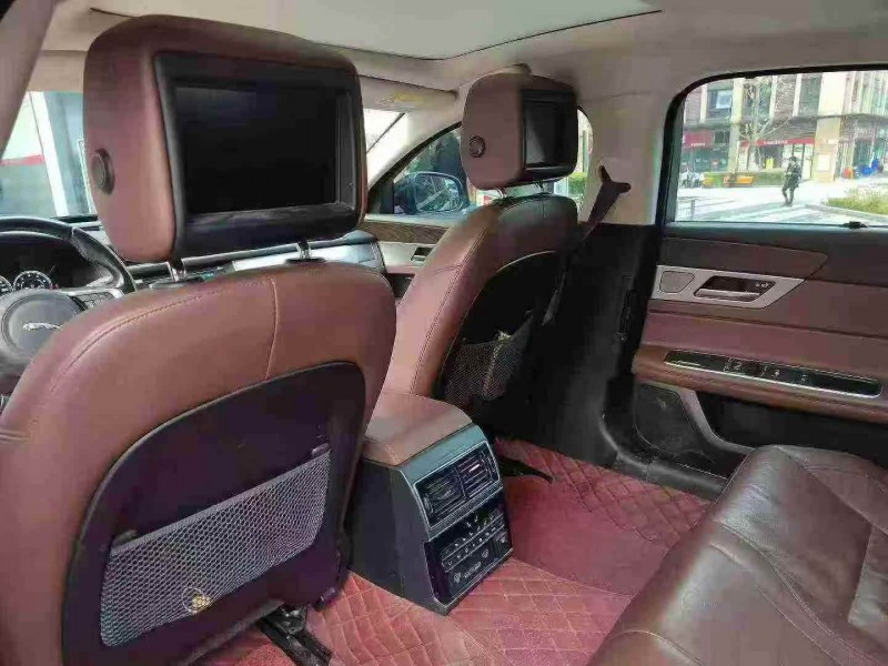 临沧18年捷豹XFL6