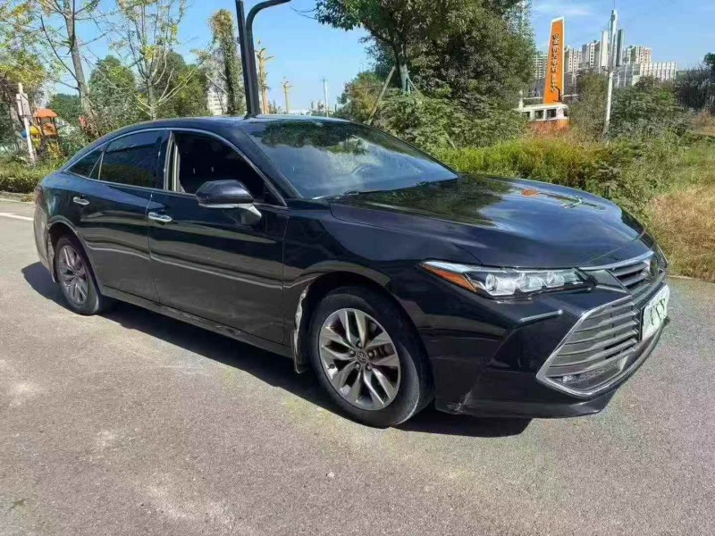 东营21年丰田亚洲龙2