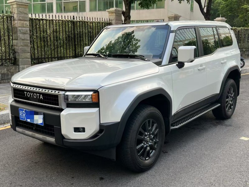 深圳25年丰田普拉多2