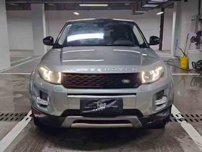 六盘水14年路虎极光1