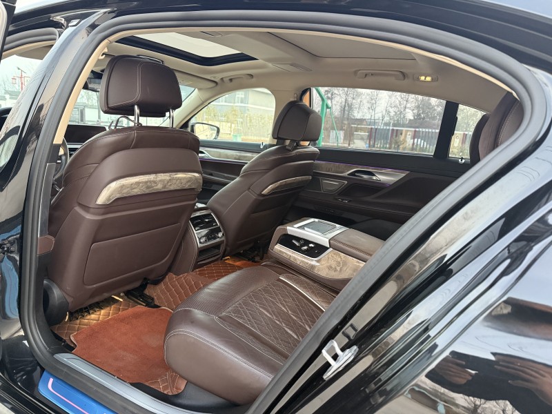 徐州21年宝马7系7