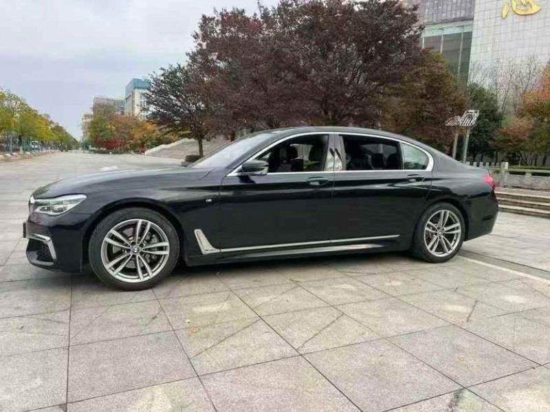 景德镇18年宝马7系2