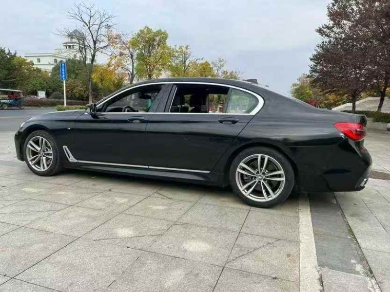 景德镇18年宝马7系3