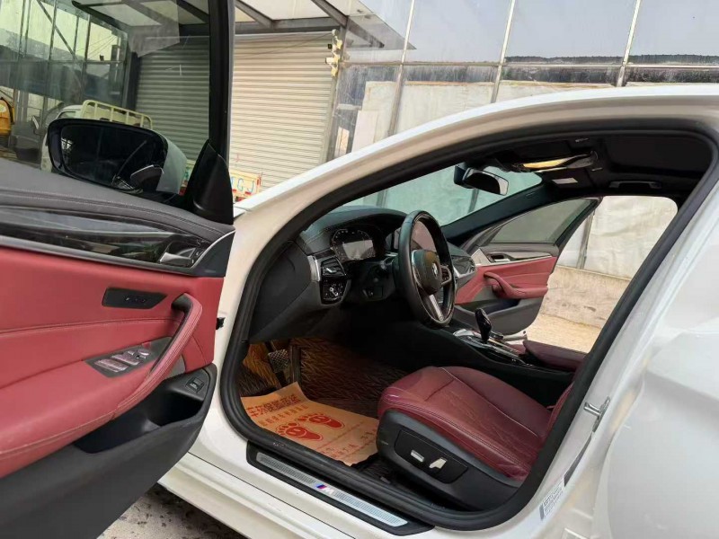 徐州21年宝马5系4