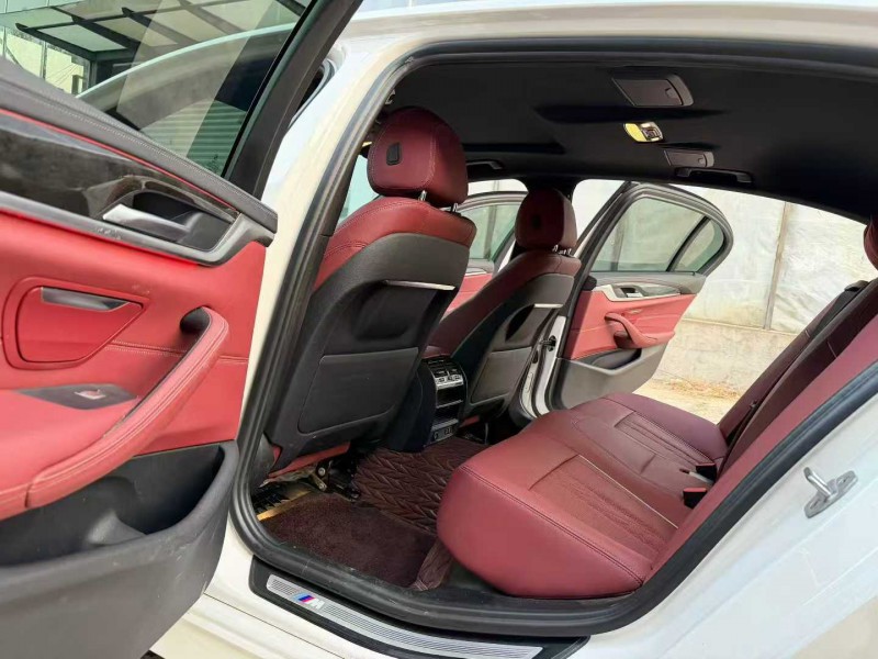 徐州21年宝马5系8